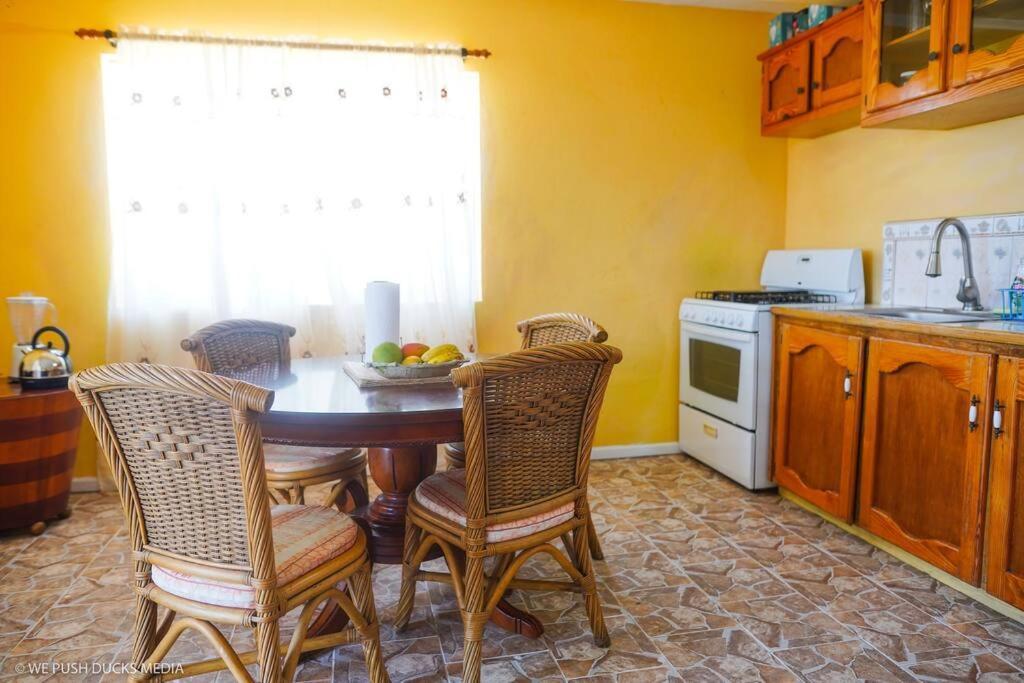 Apartamento Belle View-Tulip Laborie Exterior foto